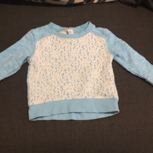 Cute sweatshirt with lace front (size 12 months) - Picture 1 of 4